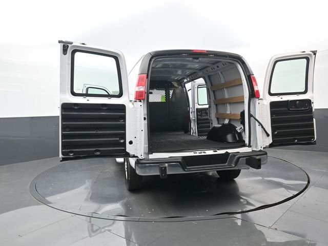 2024 Chevrolet Express Cargo Work Van - Photo 32