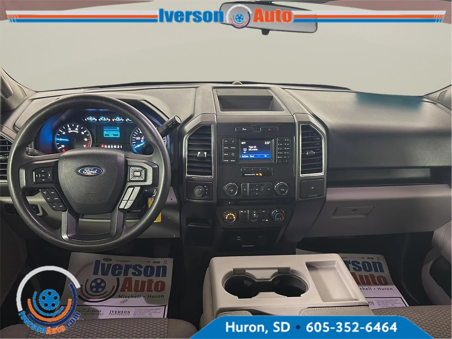 Used 2017 Race Red Ford XLT image 26