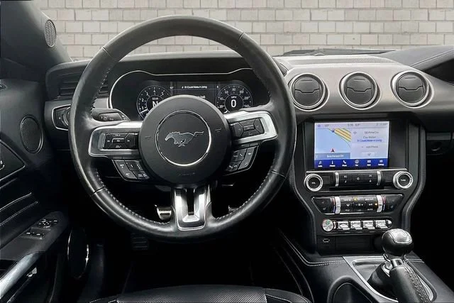 2022 Ford Mustang GT Premium - Photo 8