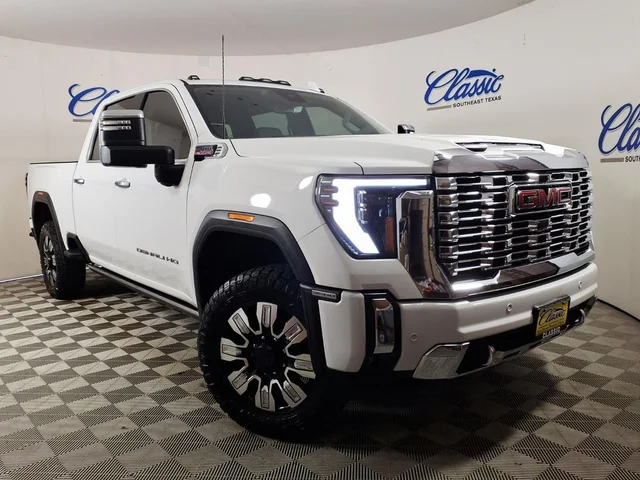 Pre-Owned 2025 GMC Sierra 3500HD Denali