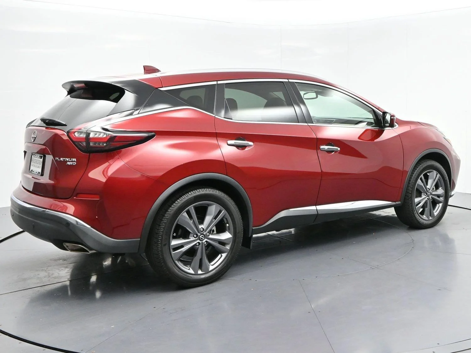 Used 2023 Scarlet Ember Tintcoat Nissan Platinum image 7