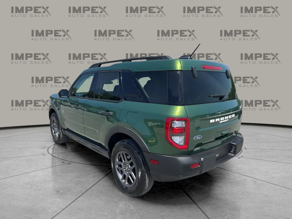 Used 2025 Green Ford Big Bend image 3