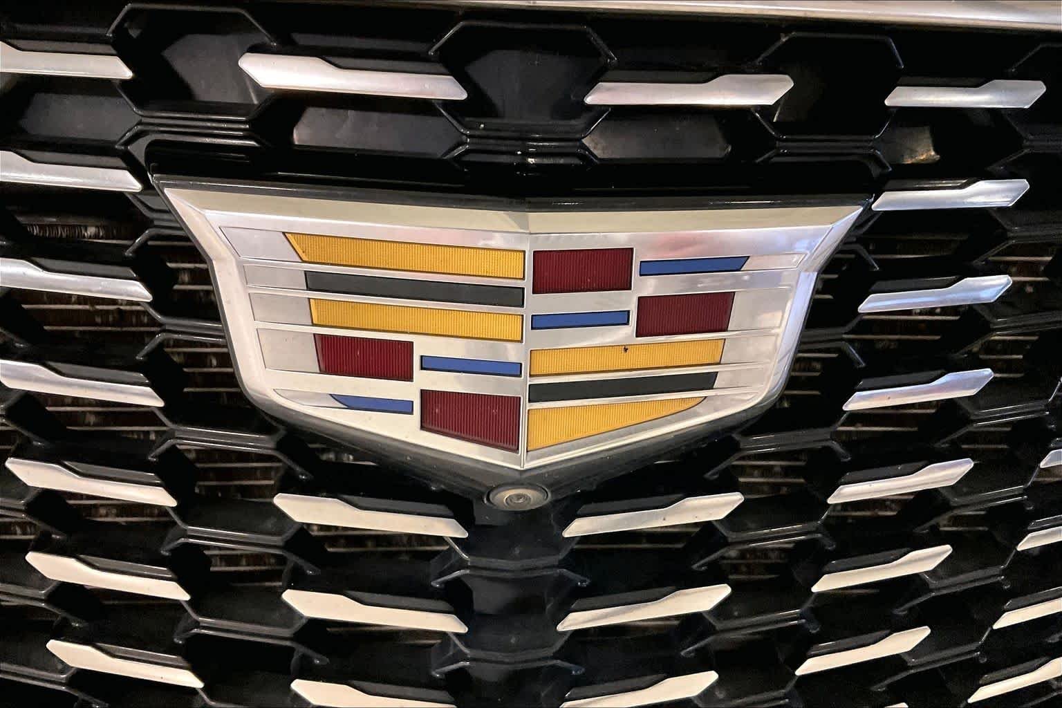 Used 2020 Satin Steel Metallic Cadillac Premium Luxury FWD image 31