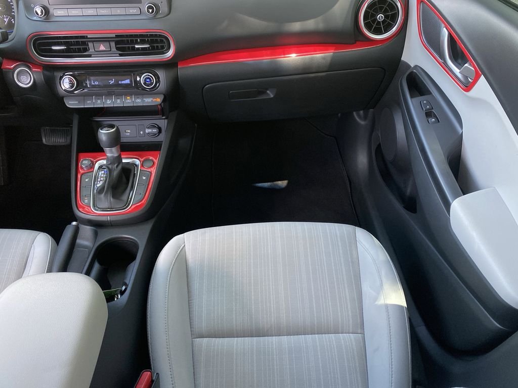 Used 2022 Ultra Black Pearl Hyundai SEL image 15
