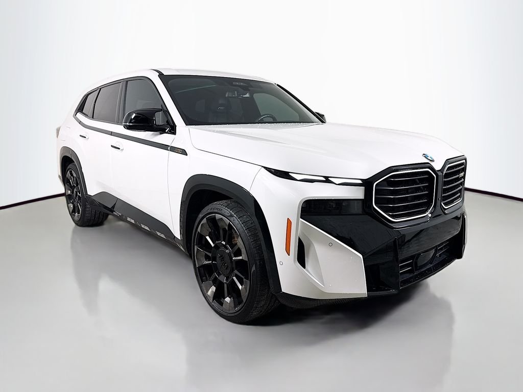 Used 2024 White BMW Base image 3