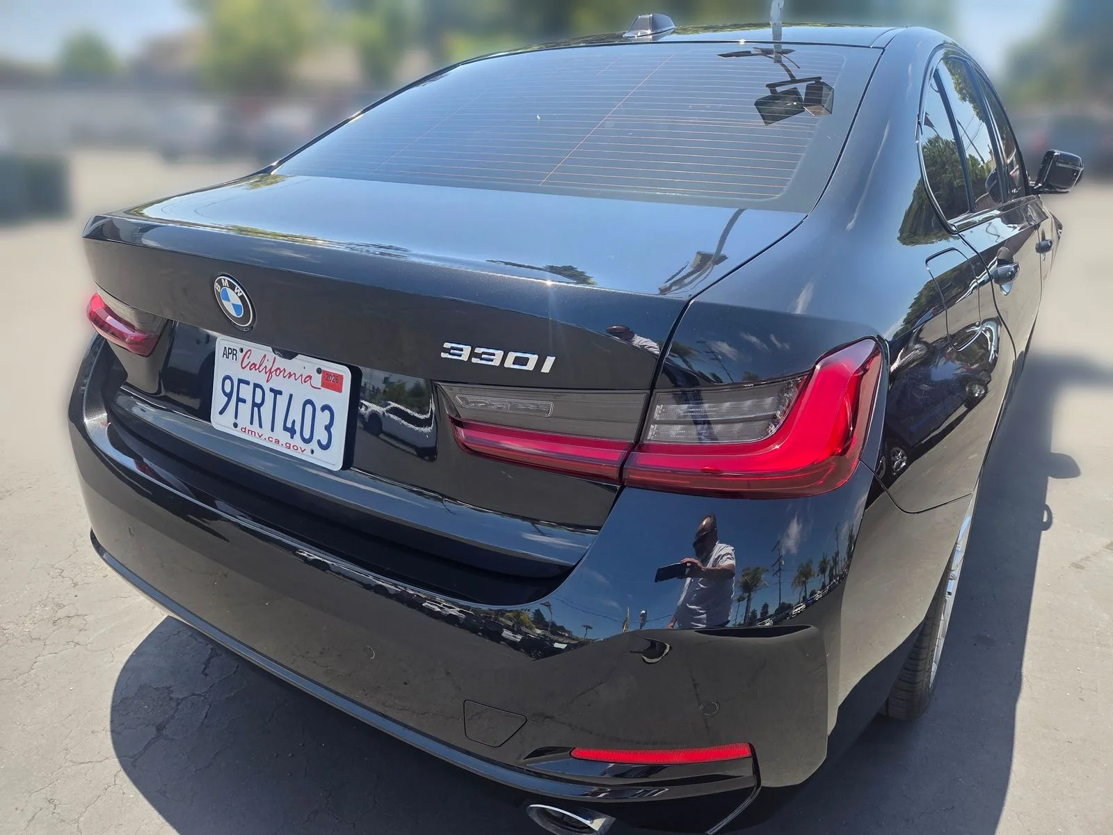 Used 2023 Black BMW 330i image 7