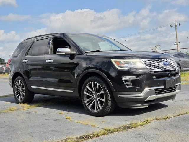 Used 2018 Black Ford Platinum image 7
