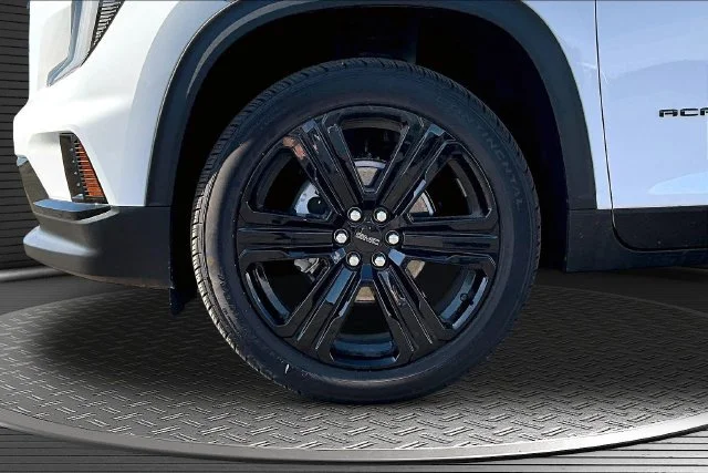 2026 GMC Acadia Elevation - Photo 13