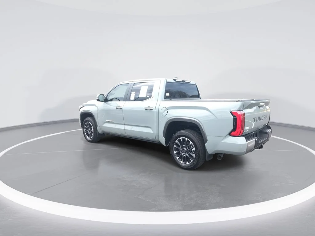 Used 2025  Toyota Limited image 6