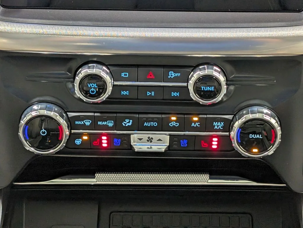 New 2026 Marsh Gray Ford Platinum® image 6