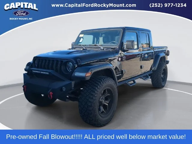 Used 2021 Black Jeep Overland image 1