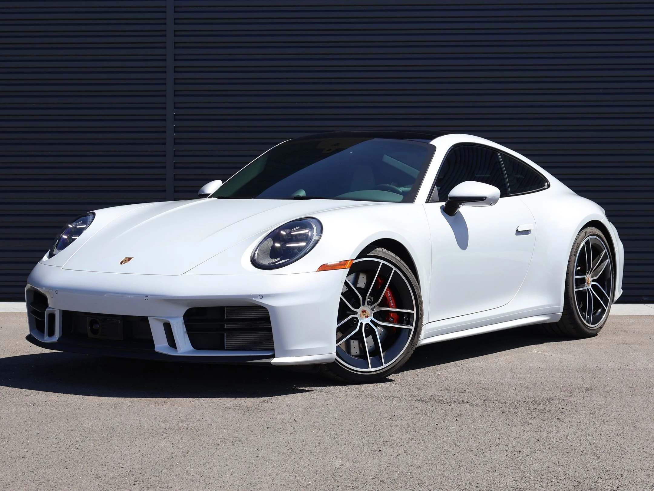 2025 Porsche 911 Carrera S Coupe's photo