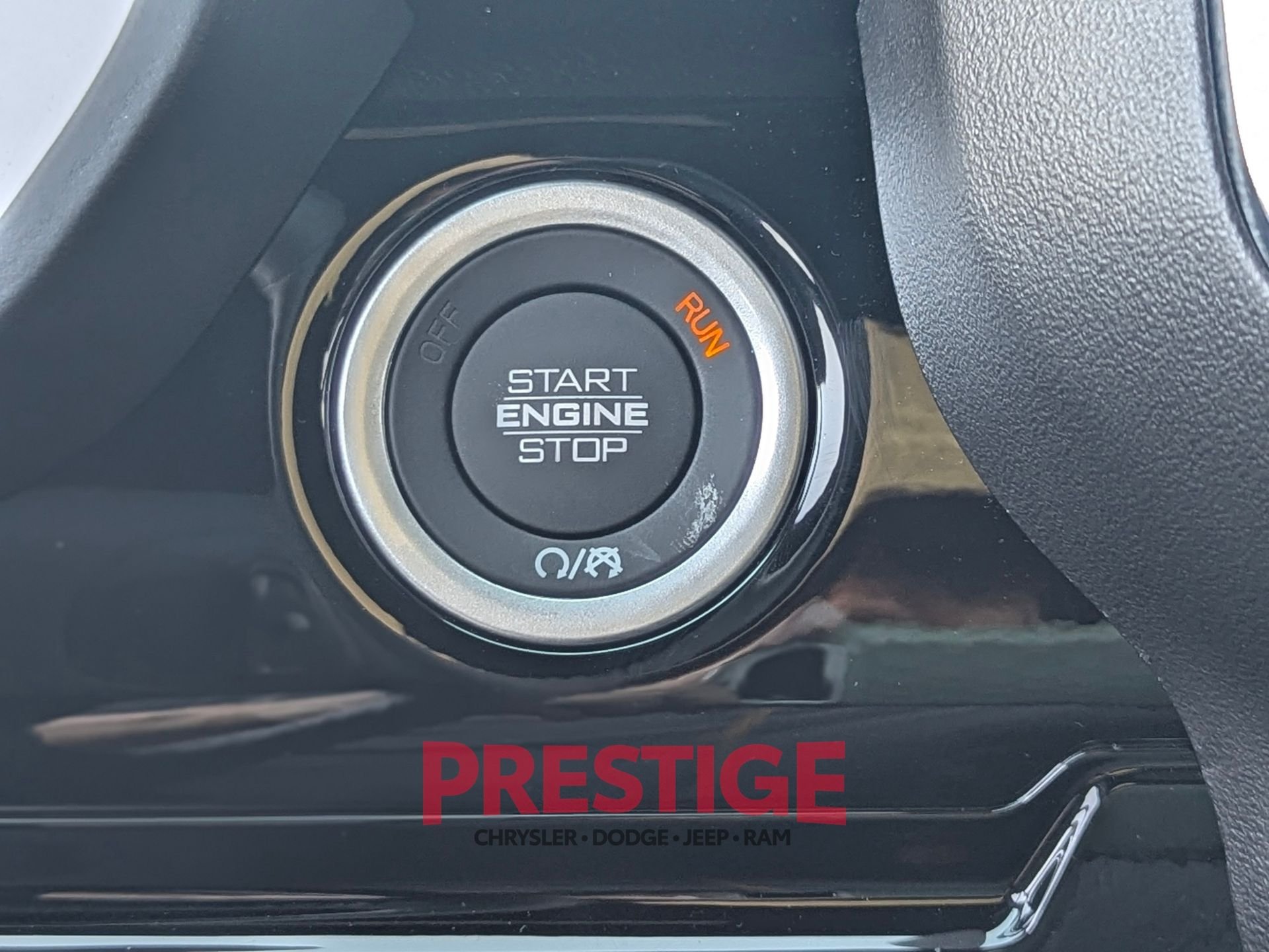 New 2026 Bright White Clear-Coat Exterior Paint RAM Laramie image 16