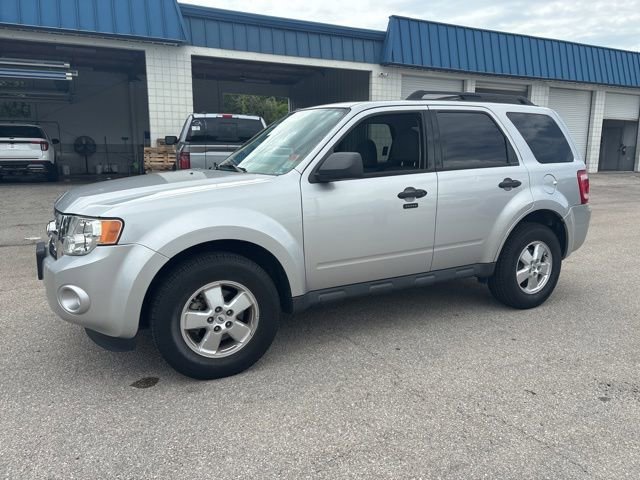 Used 2010 Ford Escape XLT with VIN 1FMCU0D73AKA69890 for sale in Naples, FL