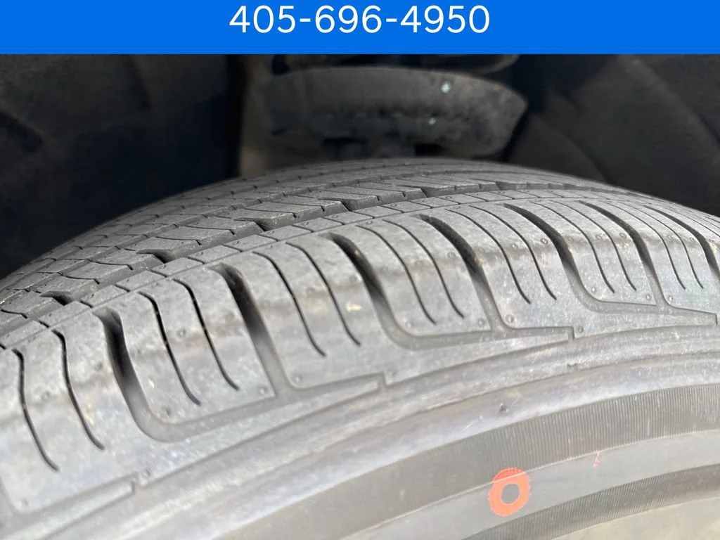 Pre-Owned 2022 Chevrolet Equinox LT