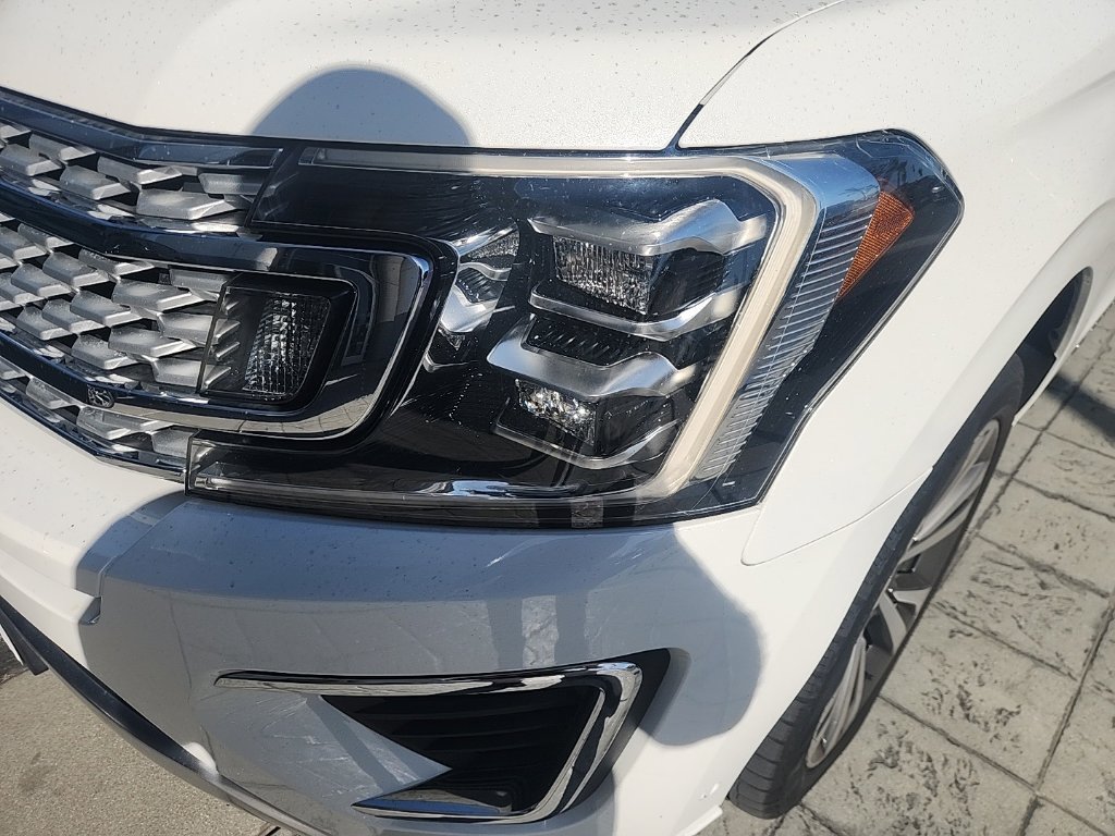 Used 2021 White Metallic Ford Platinum image 5