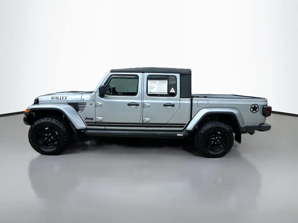 Used 2021 Billet Silver Metallic Clearcoat Jeep Willys Sport image 4