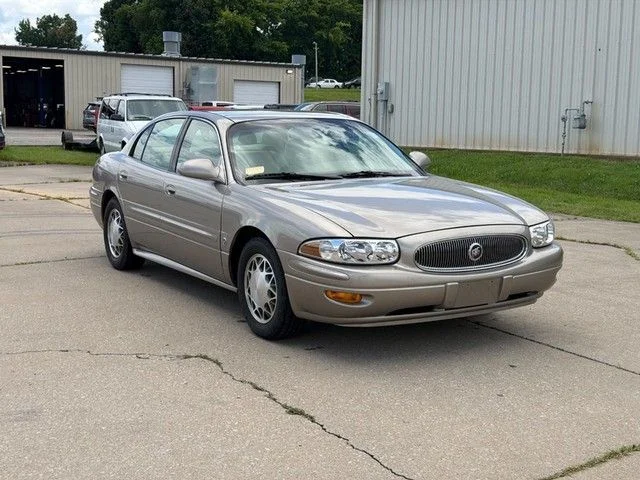 Used 2004 Beige Buick Custom image 1