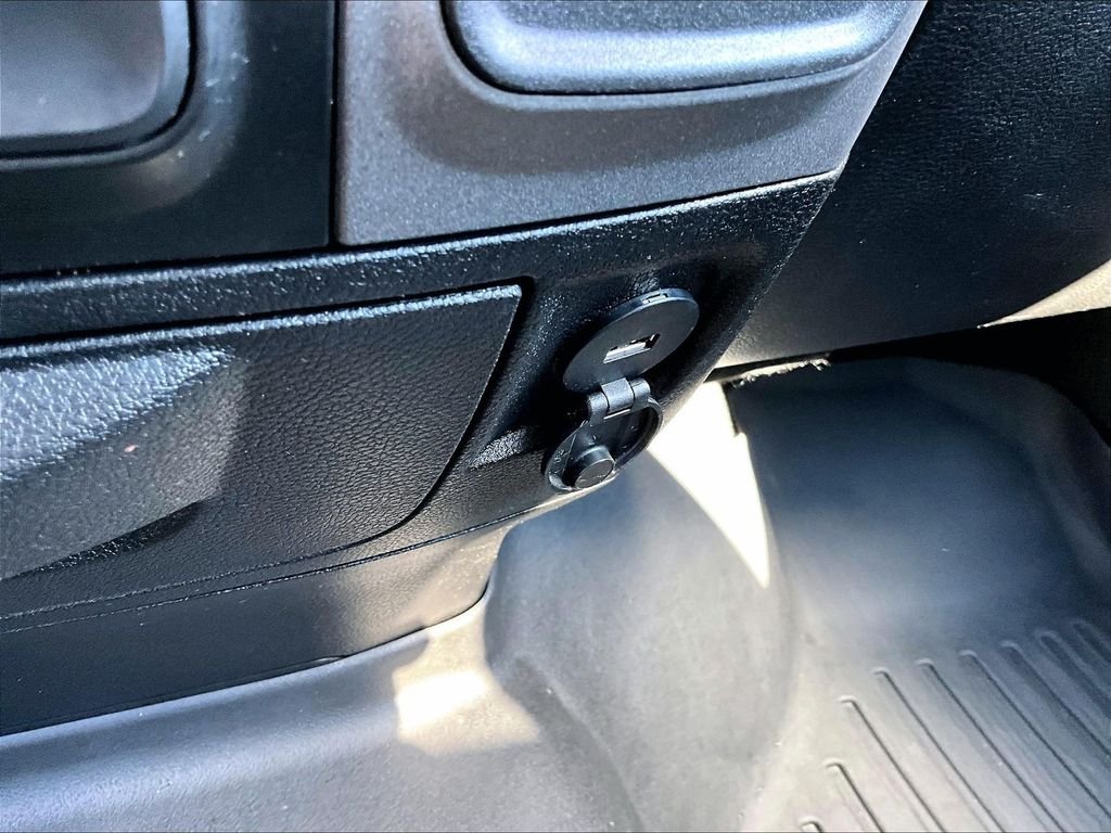 Used 2019 Granite Crystal Metallic Clearcoat Ram Express image 27