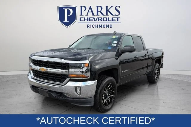 Used 2018 BLACK Chevrolet LT image 3