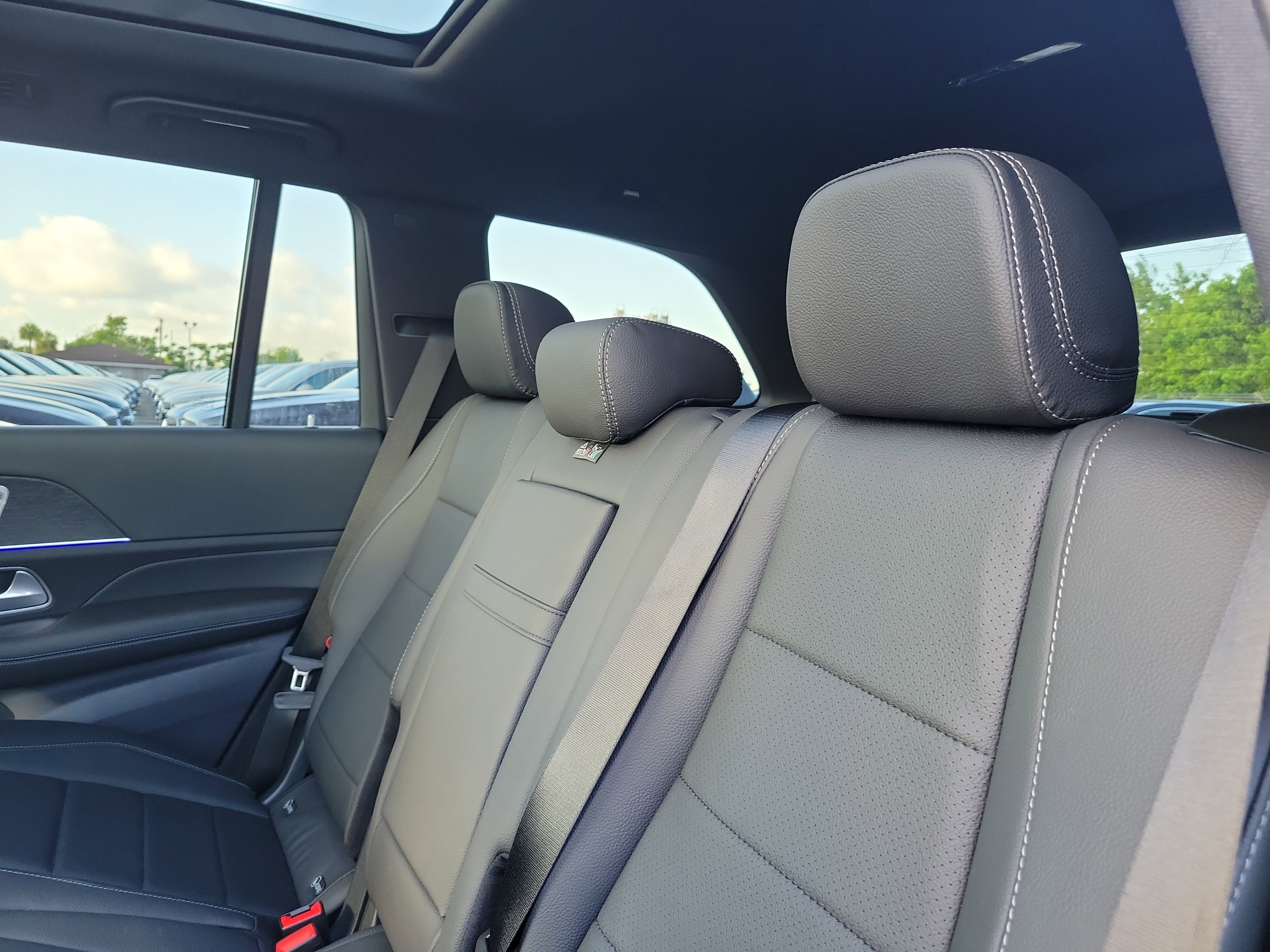 New 2026 Obsidian Black Metallic Mercedes-Benz GLS 450 image 45