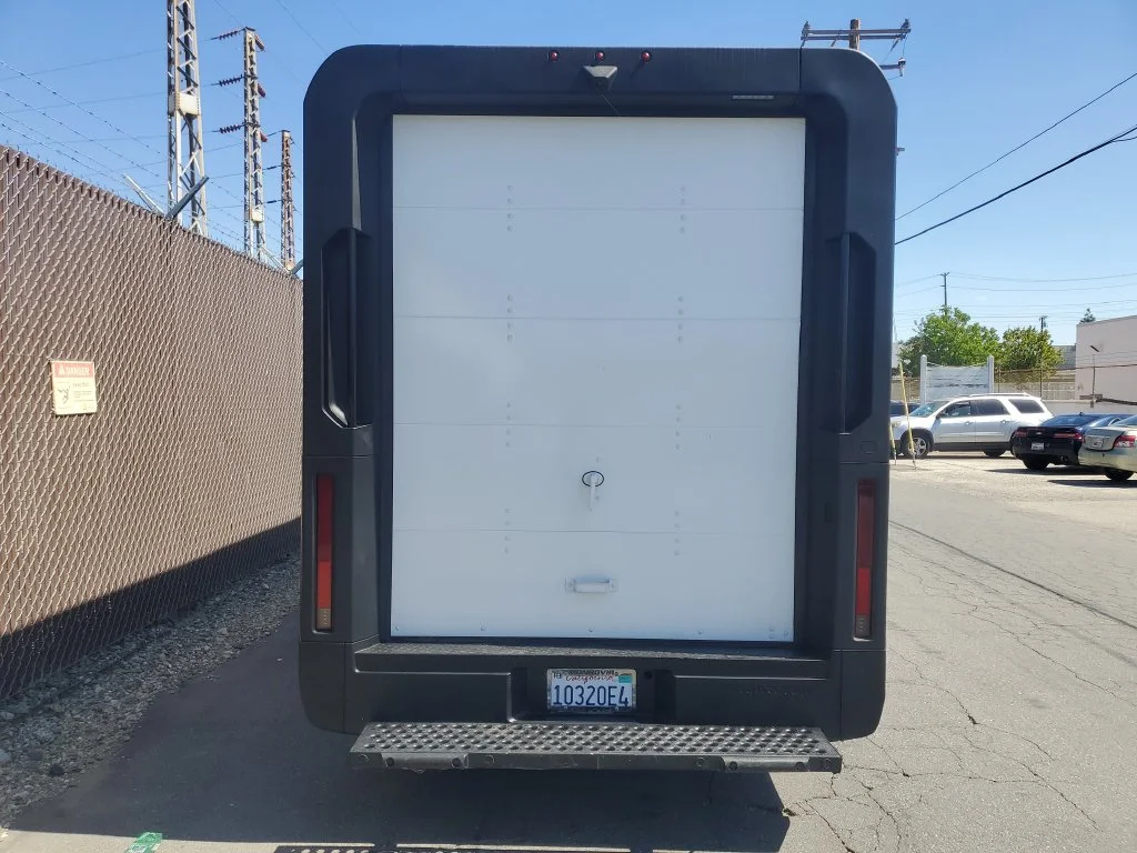 Used 2025 White Chevrolet 600 image 5