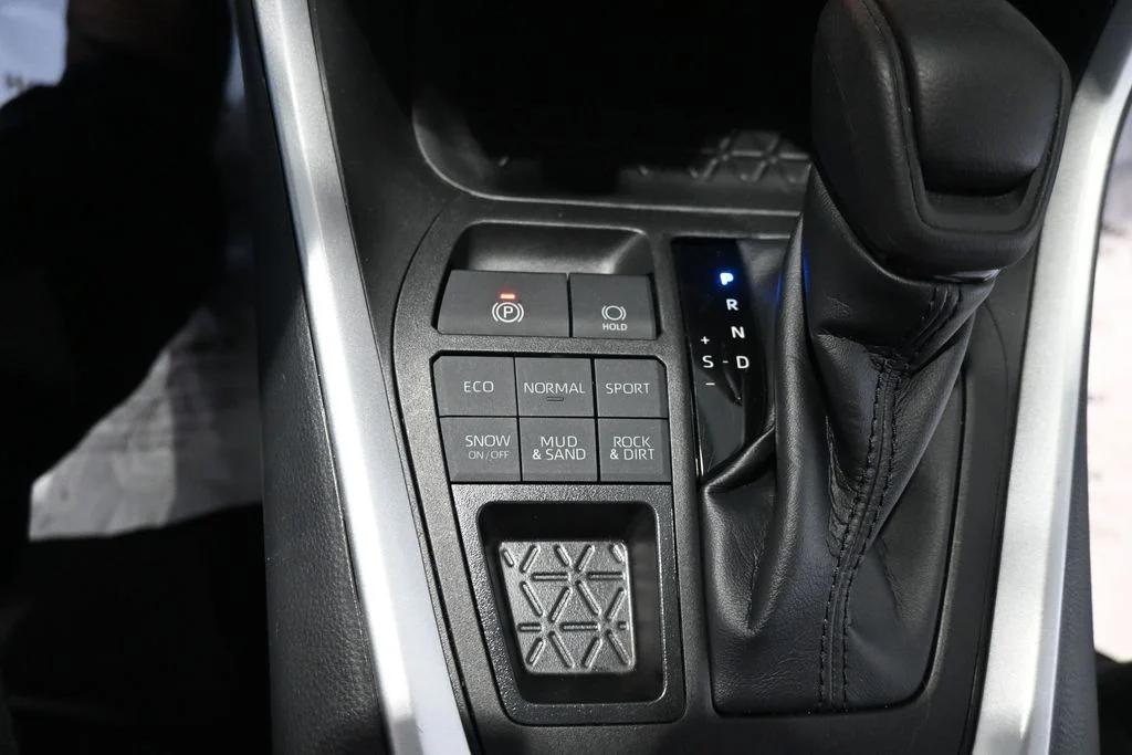 Used 2023 Silver Toyota XLE image 29