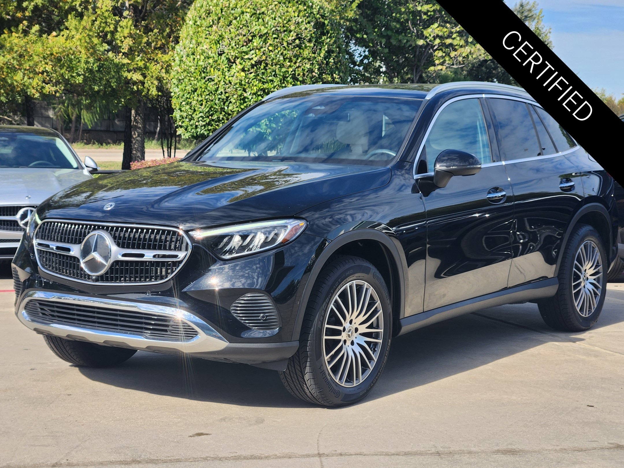 Certified Used 2024 Black Mercedes-Benz GLC 300 image 5