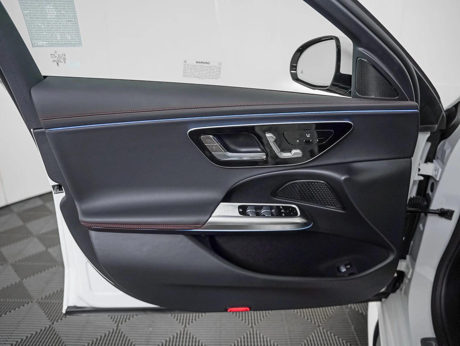 New 2027 Polar White Mercedes-Benz AMG® E 53 Hybrid image 23