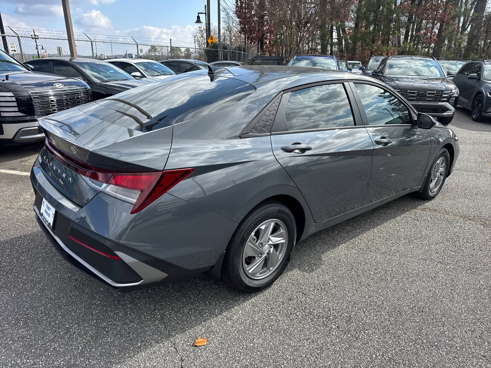 New 2026 Ecotronic Gray Hyundai SE image 7