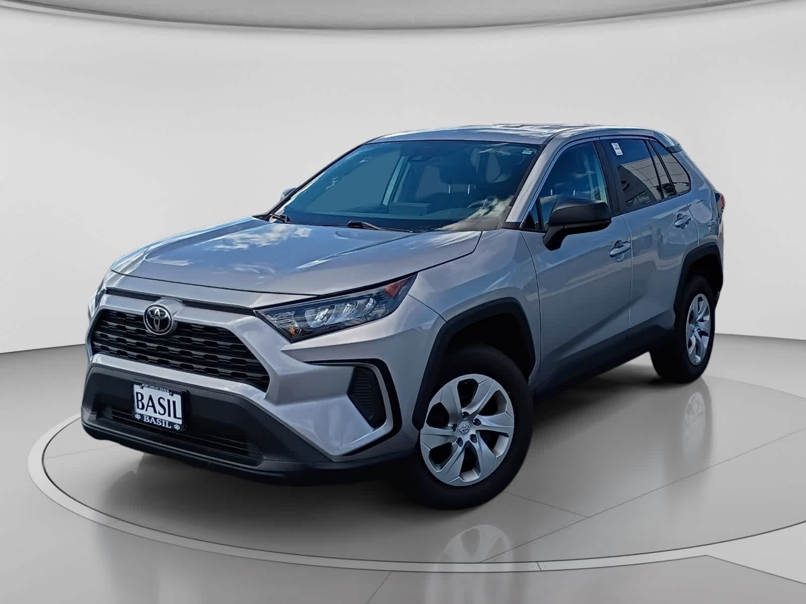 Used 2022 Silver Sky Metallic Toyota LE image 7