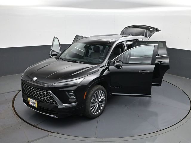 New 2026 Ebony Twilight Metallic Buick Avenir image 31