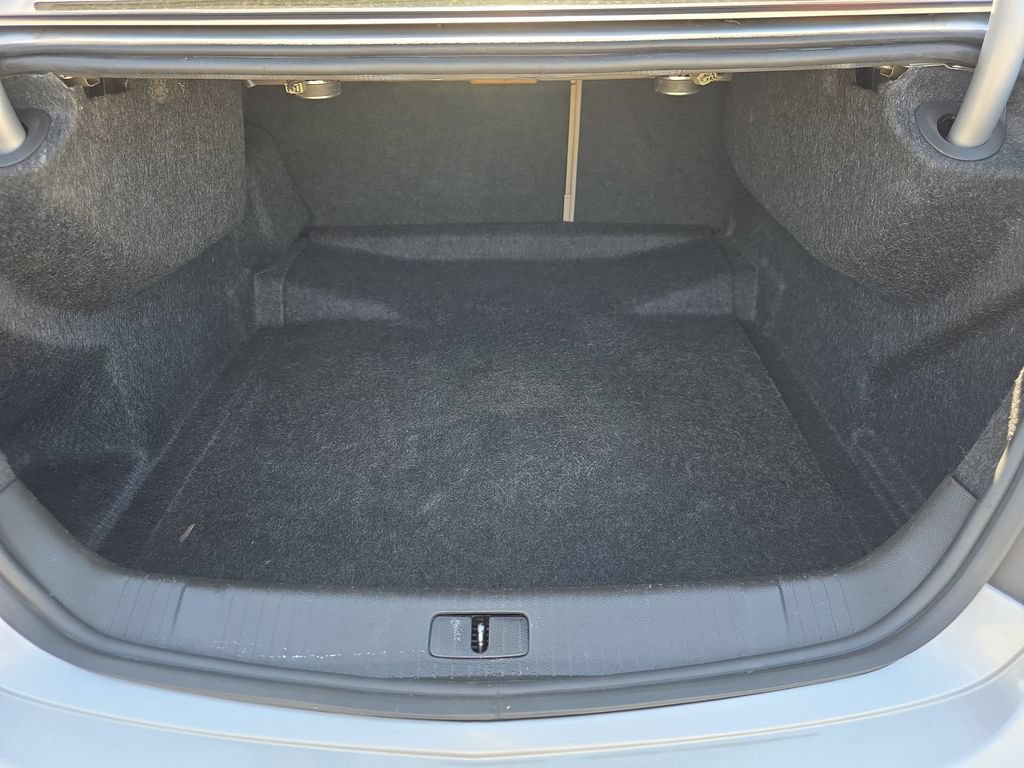 Used 2015 QUICKSILVER METALLIC Buick Leather image 33