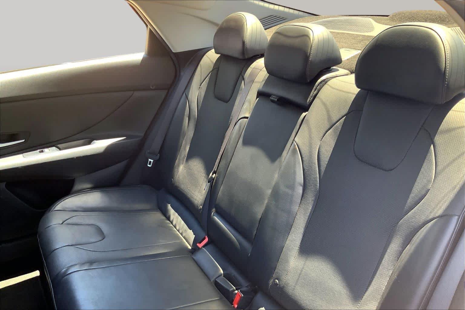 Used 2021 Lava Orange Hyundai Limited image 20