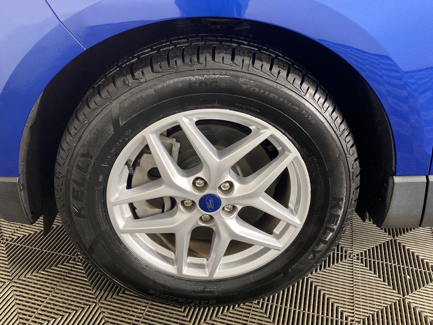 Used 2021 Blue Metallic Ford SEL image 29