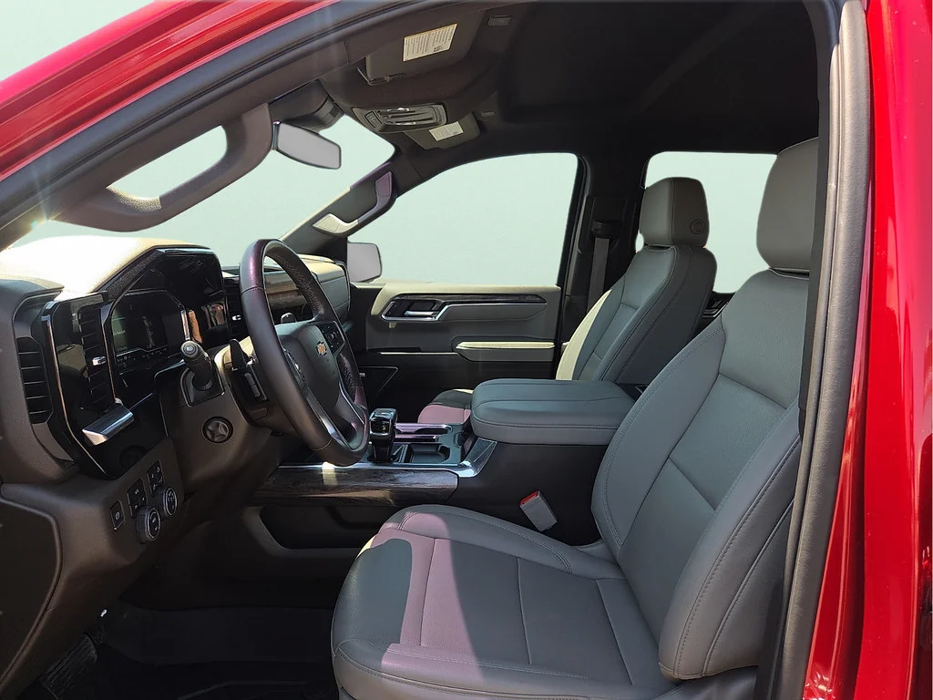 2023 Chevrolet Silverado 1500 LTZ - Photo 16