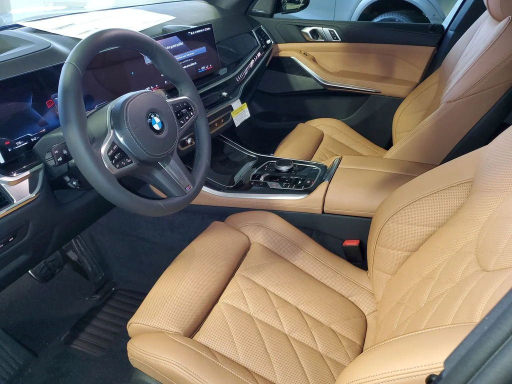 Used 2026 Green BMW sDrive40i image 15