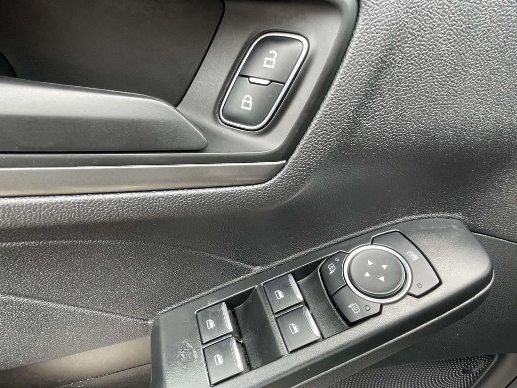 Used 2026 CARBONIZED GRAY METALLIC Ford Active image 15