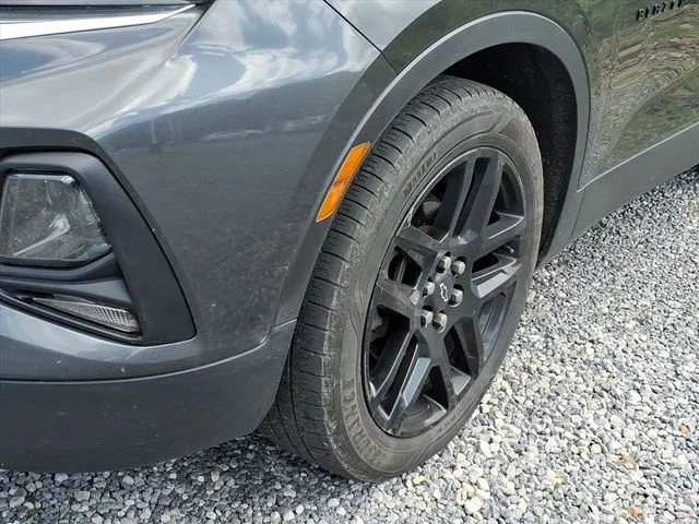 Used 2020 Gray Chevrolet LT image 7