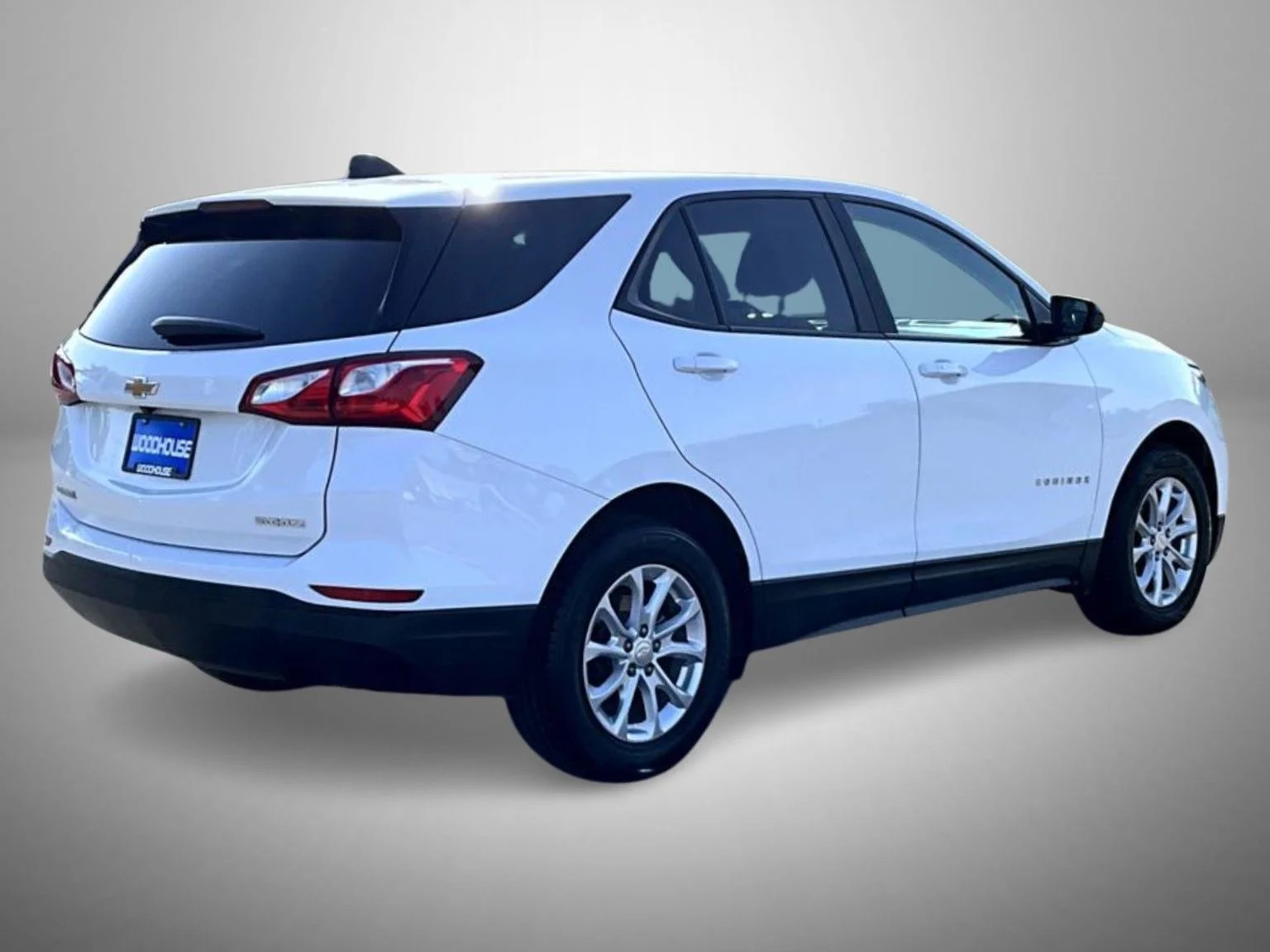 Used 2021 White Chevrolet LS image 5