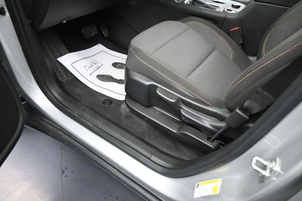 Used 2020 Silver Chevrolet LS image 39