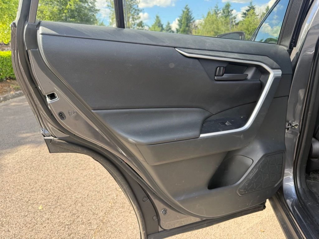 Used 2022 Magnetic Gray Metallic Toyota LE image 19