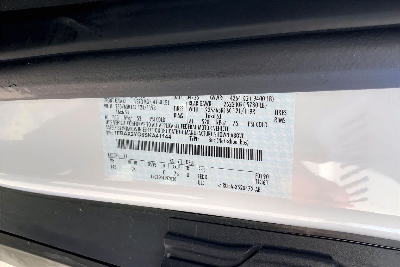 Used 2025 Oxford White Ford XLT image 34