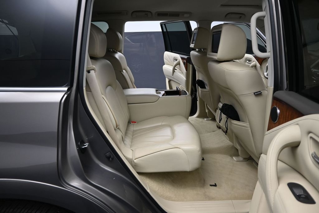 Used 2015 Gray INFINITI  image 24