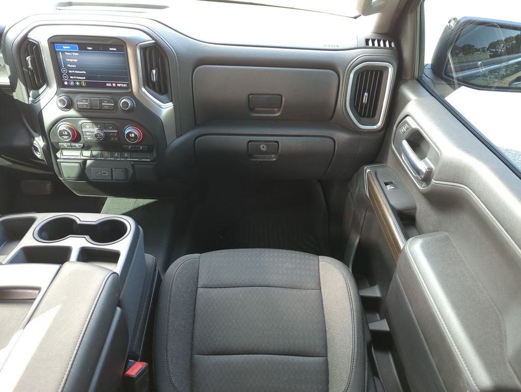 Used 2022 Gray Chevrolet LT image 16