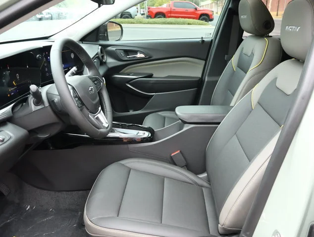 2026 Chevrolet Trax Activ - Photo 10