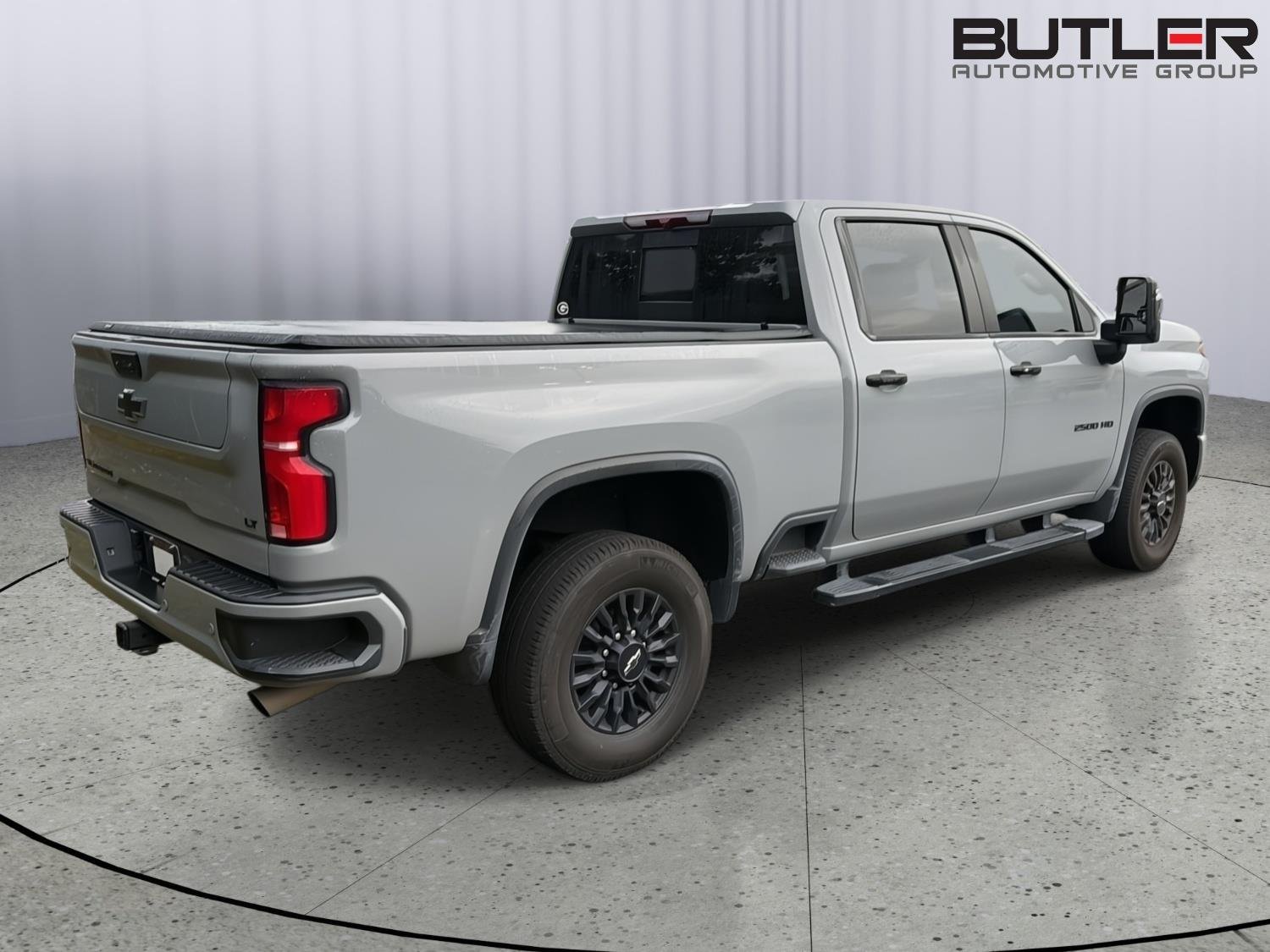 Used 2024 Slate Gray Metallic Chevrolet LT image 7