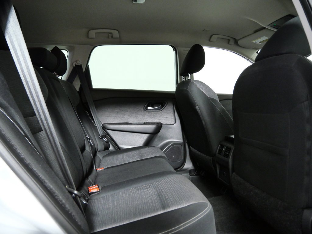 Used 2023 Silver Nissan SV image 13