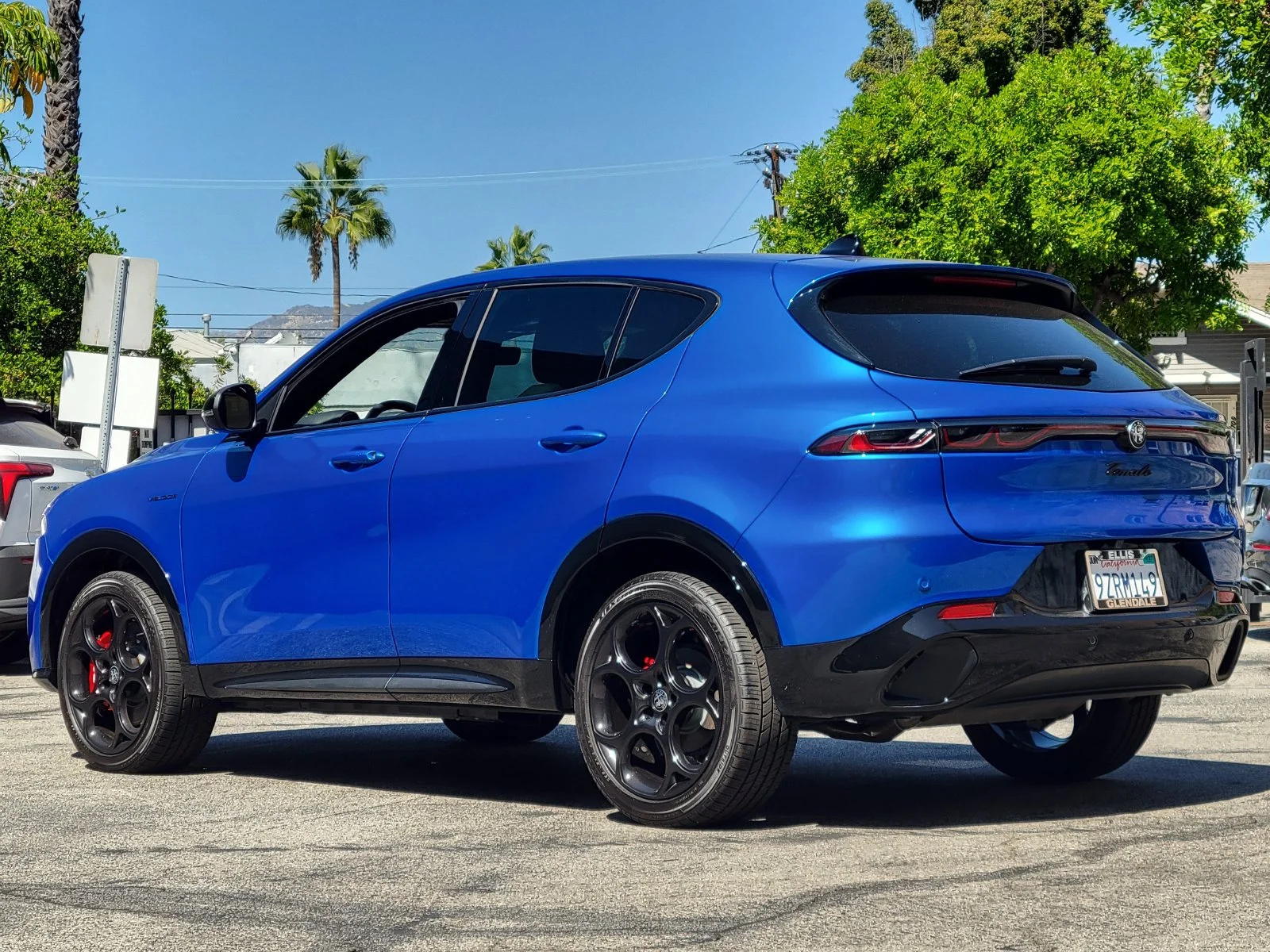 Used 2026 Blue Alfa Romeo Base image 2