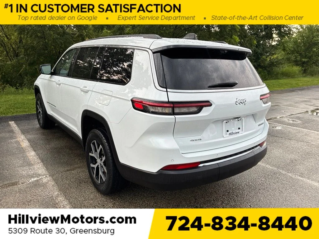 Used 2023 Bright White Clearcoat Jeep Limited image 4